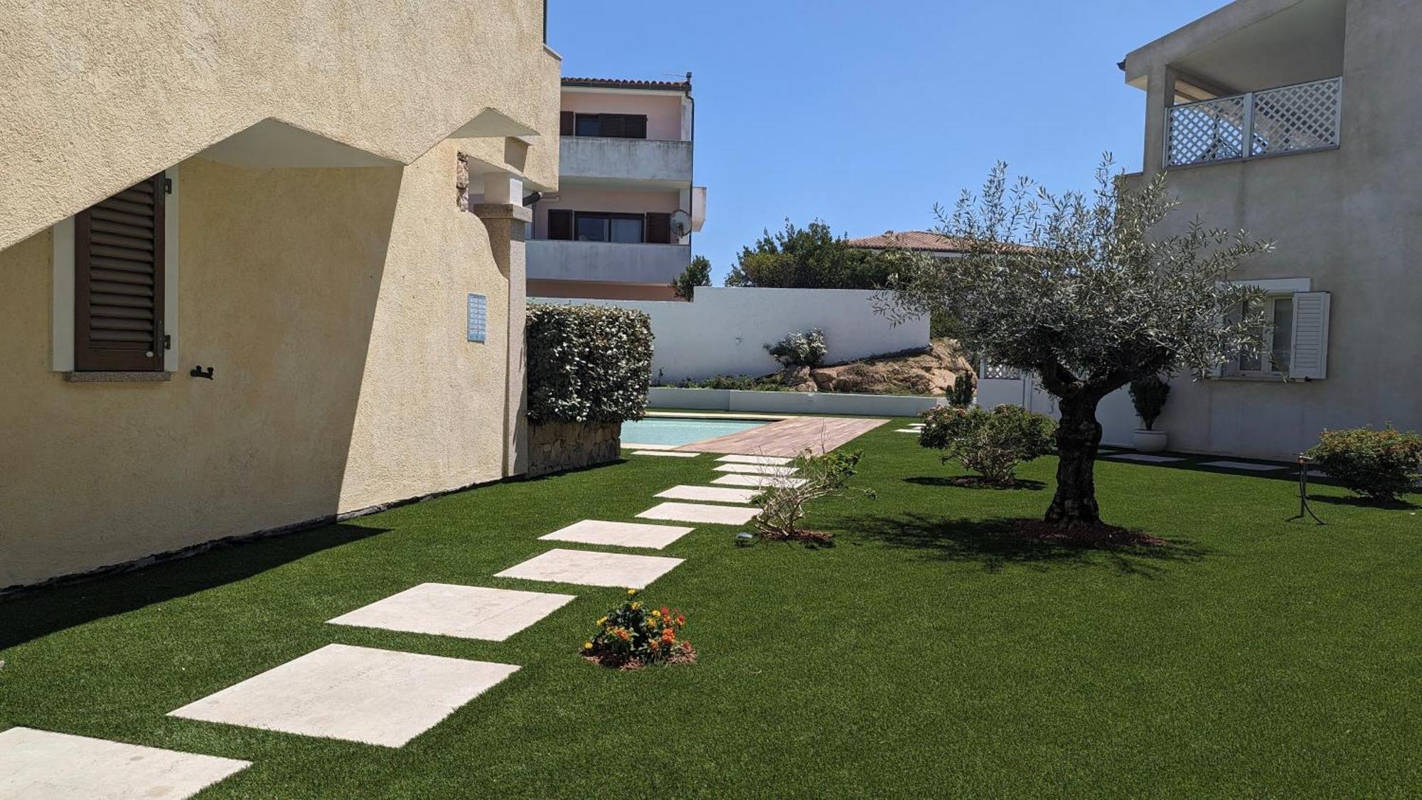 Appartamento Con Piscina - Luna Ruja Palau Exteriör bild